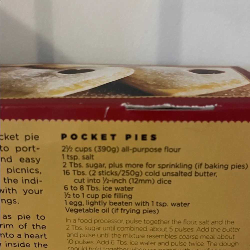 Williams Sonoma White Heart-Shaped Pocket Pie Mold with Red Trim